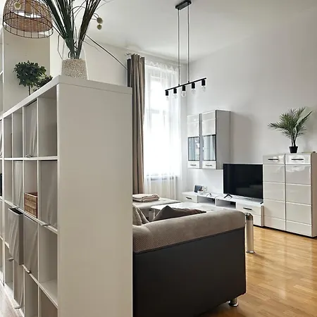 Olivia - Old Town, Ac Apartmán