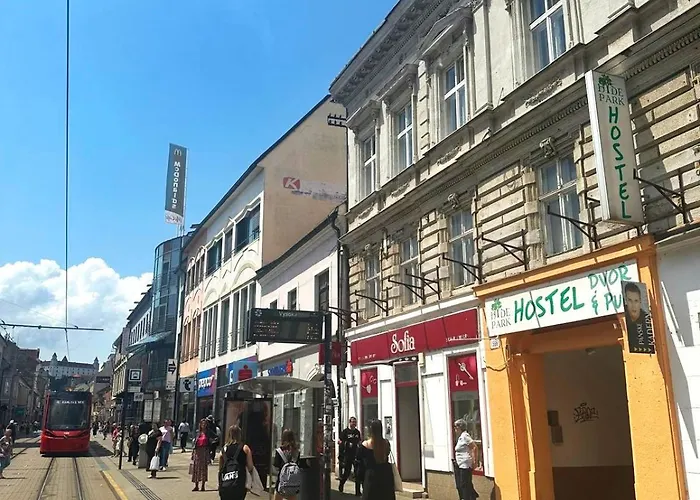 Olivia - Old Town, Ac Bratislava